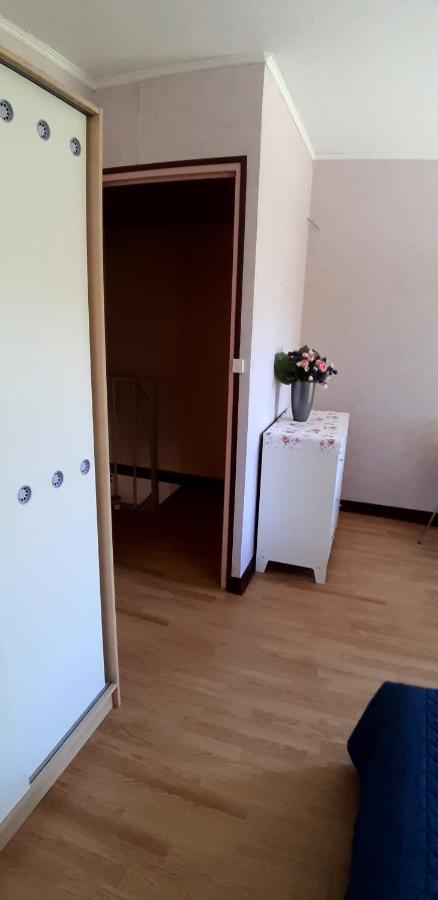 Chez Josie, 18mcarre Dans Longere Normande Francheville (Eure)