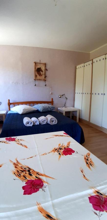 Chez Josie, 18mcarre Dans Longere Normande *