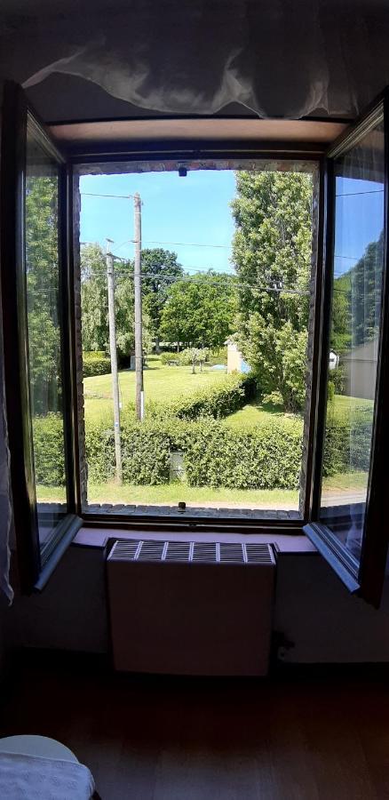 Chez Josie, 18mcarre Dans Longere Normande