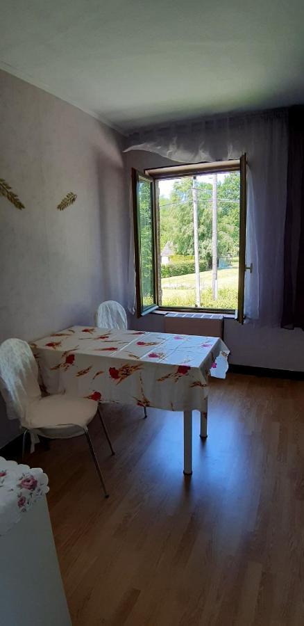 Chez Josie, 18mcarre Dans Longere Normande Quarto em Acomodações Particulares *